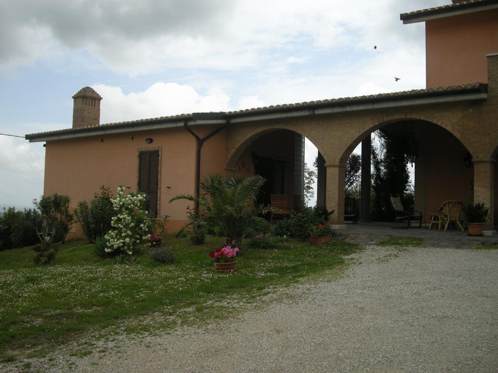 Bed And Breakfast San Martino Castignano Exterior photo