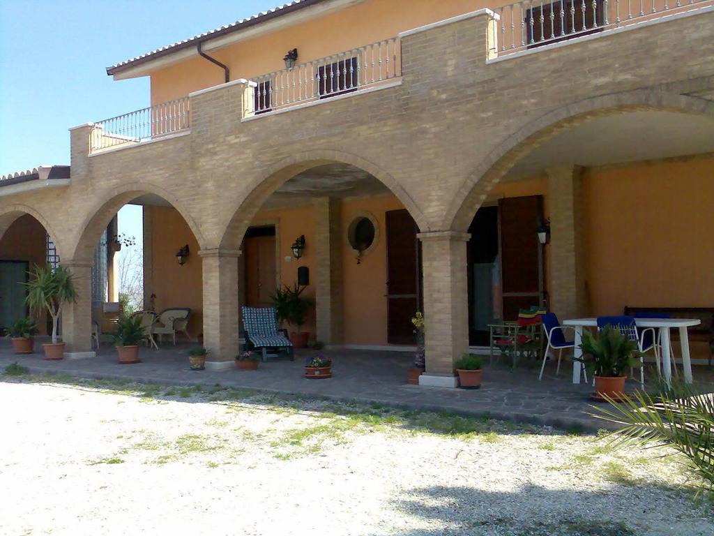 Bed And Breakfast San Martino Castignano Exterior photo